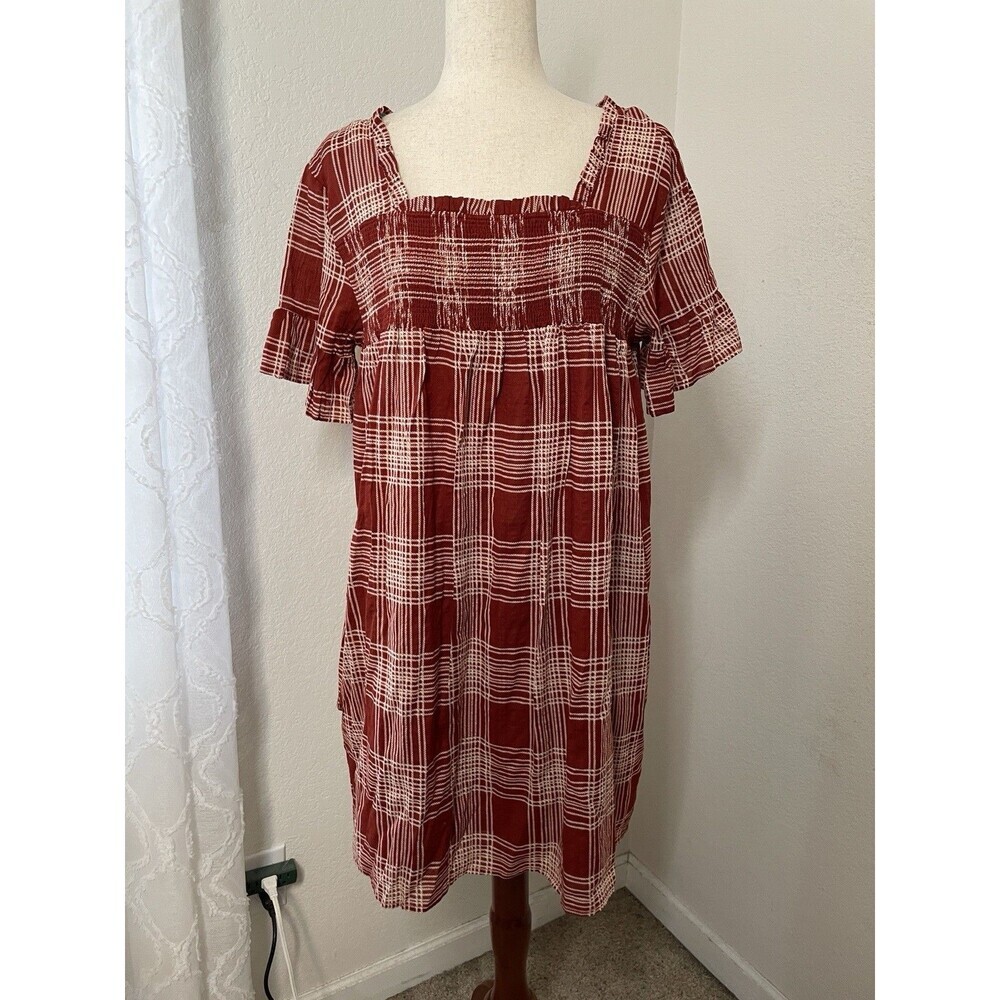 Entro Women’s Medium Red Plaid Smocked Yoke Flutter Sleeve Shift Dress